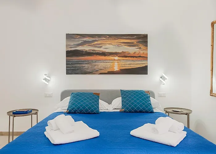 Modern White With Ac And Balcony * Monterosso al Mare